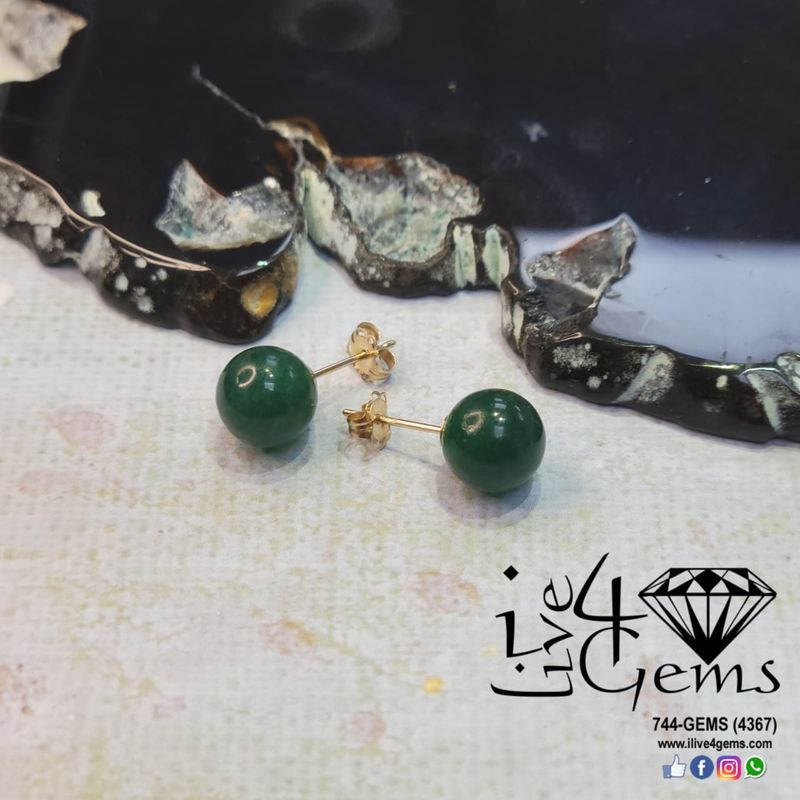 14kt Green Jade Stud 6mm