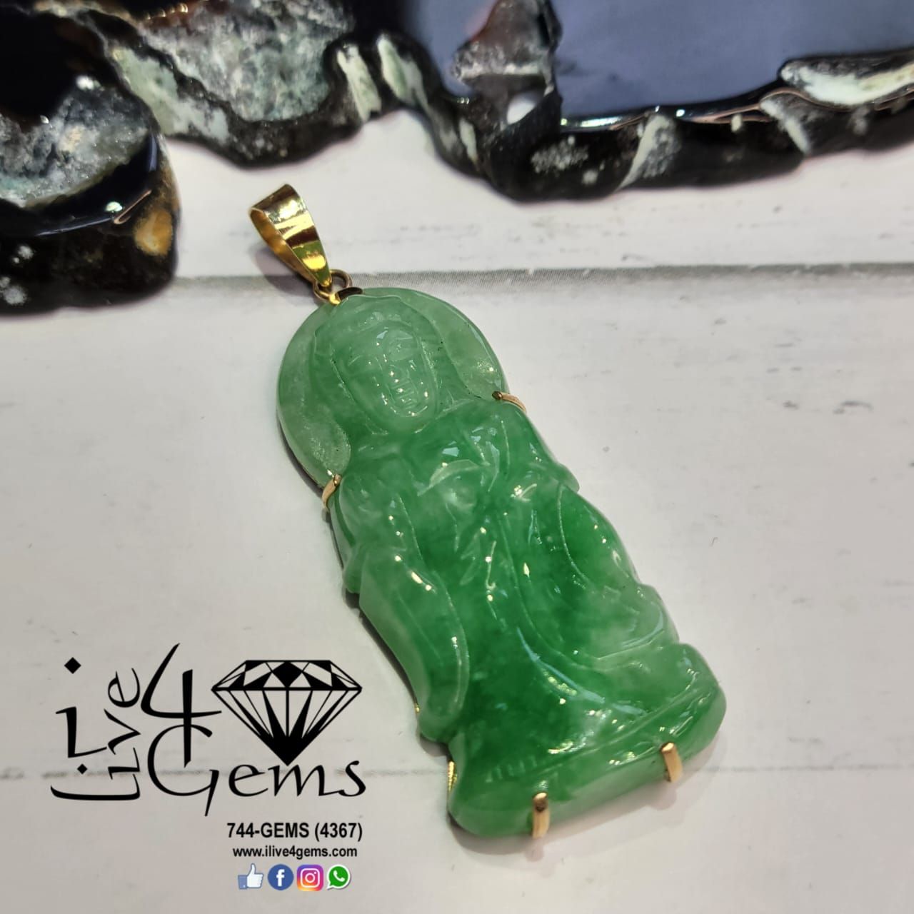 14kt Lady Buddha Da Nang Pendant