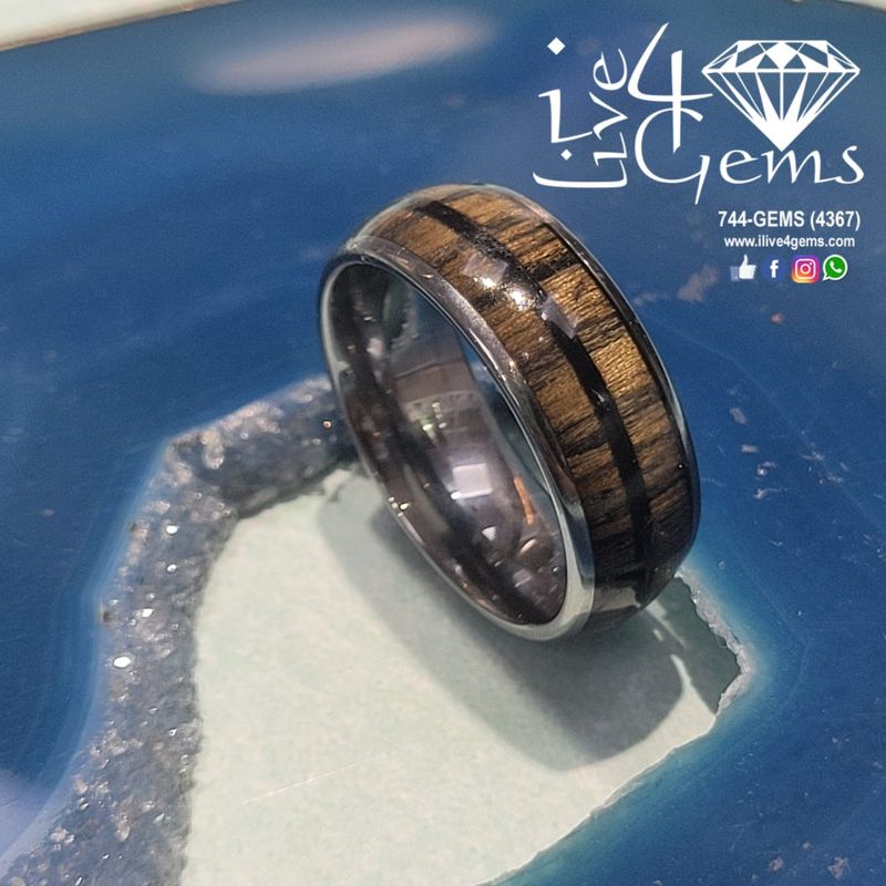 Tungsten Carbide Silver w Wood/Black Stripe Band