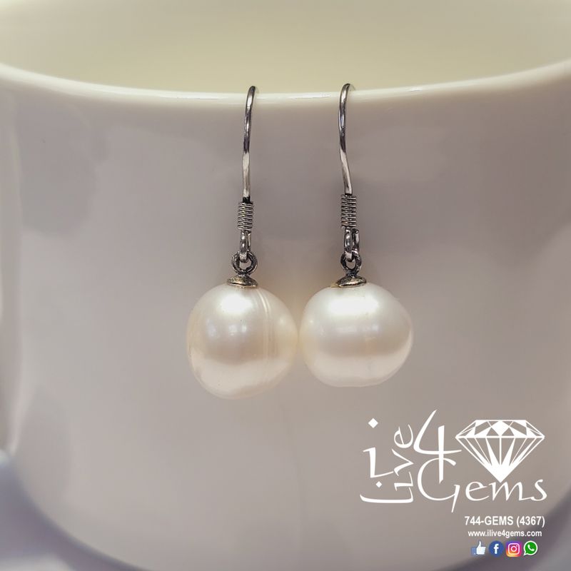 Silver Single Round Drop Pearl Hanging Earring White