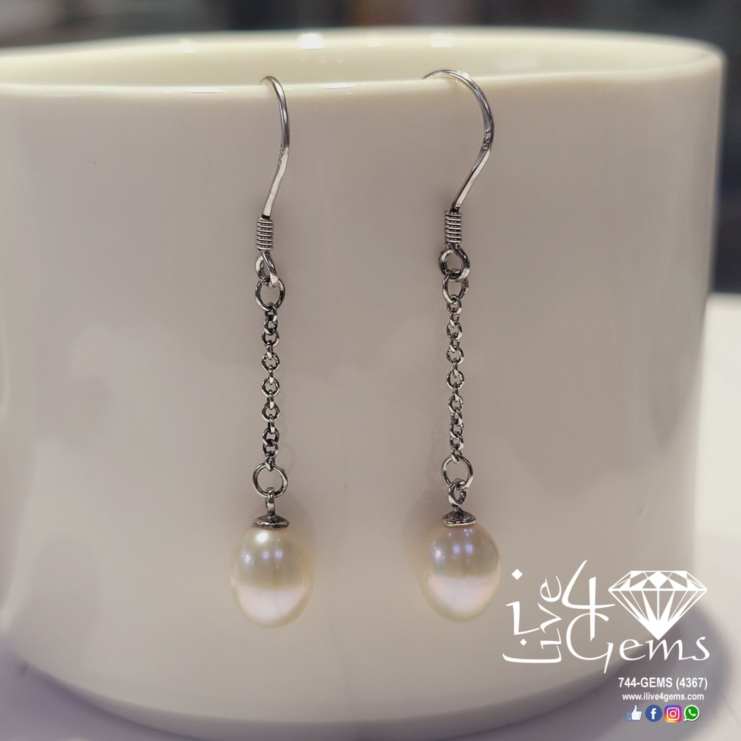 Silver Single Strand Pearl Hanging Earring White