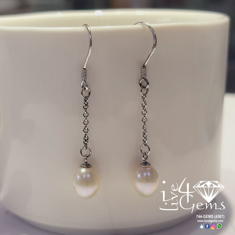 Silver Single Strand Pearl Hanging Earring White