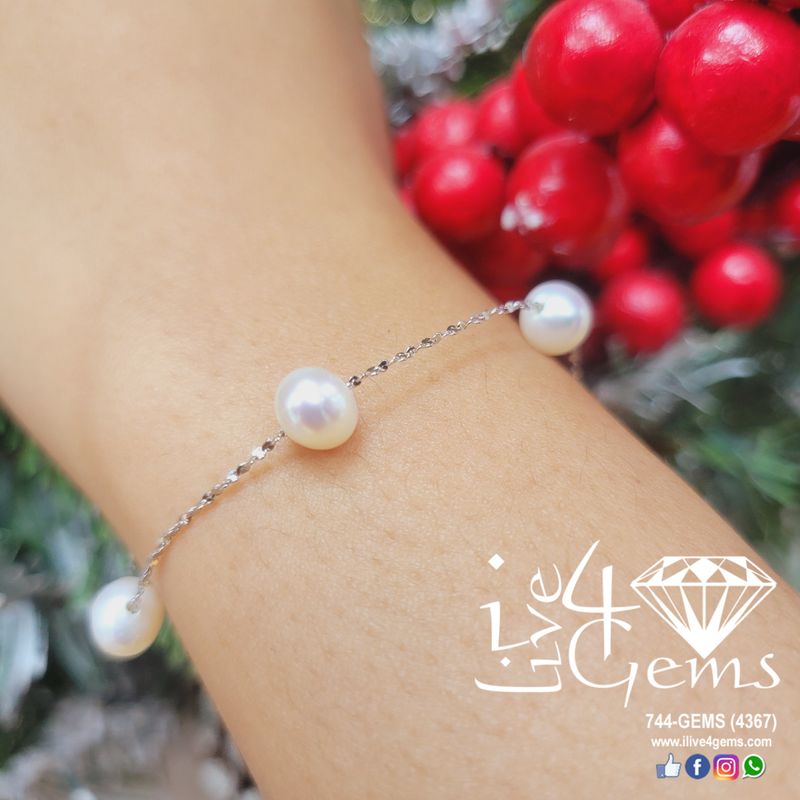 Silver Pearl Bracelet White