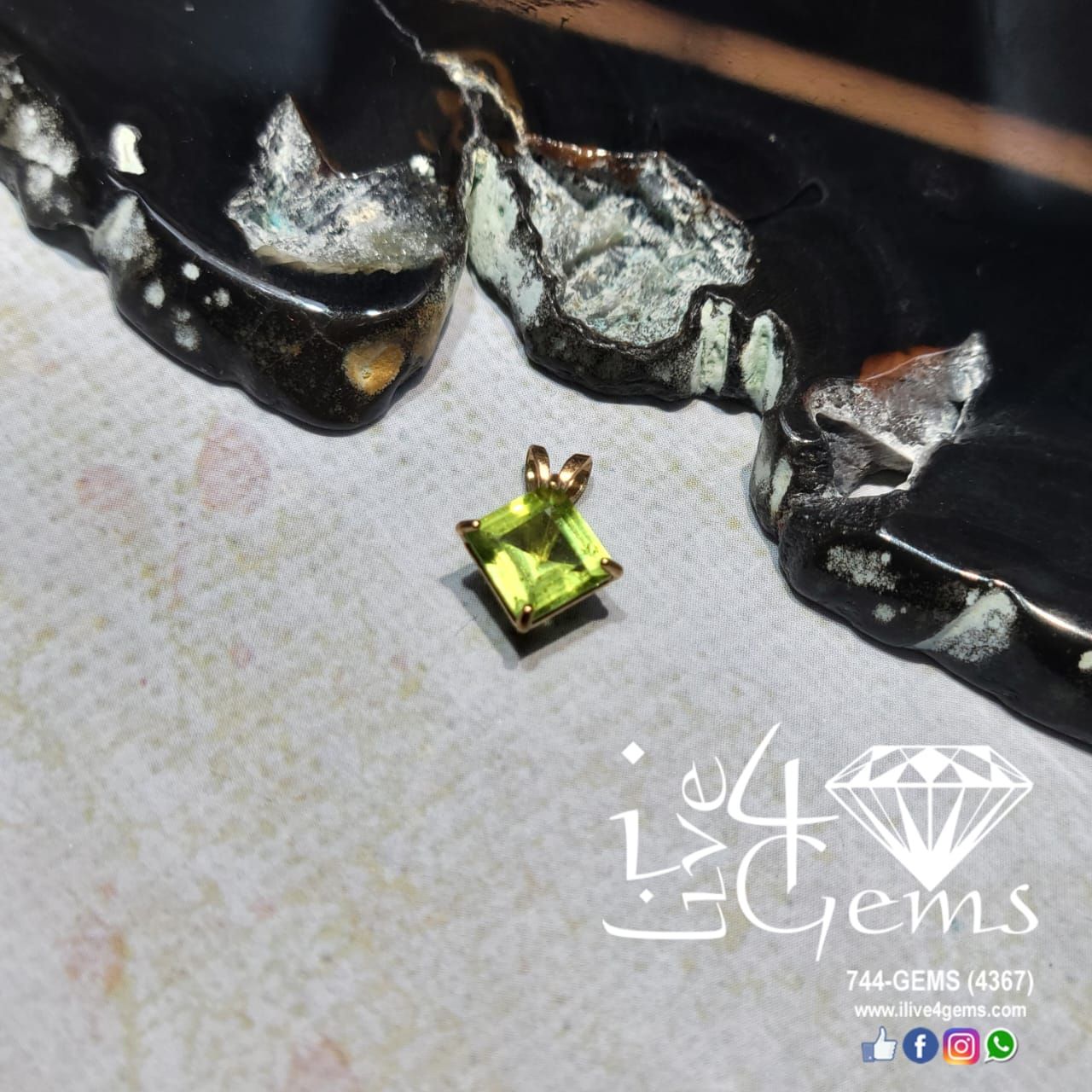 10kt Peridot 6X6mm 1.02ct Pendant