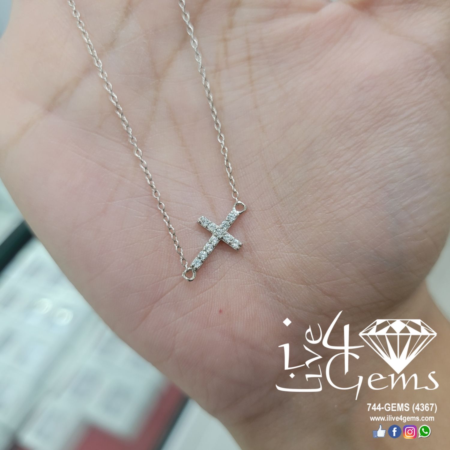 Silver Small Cz Cross Pendant w Chain