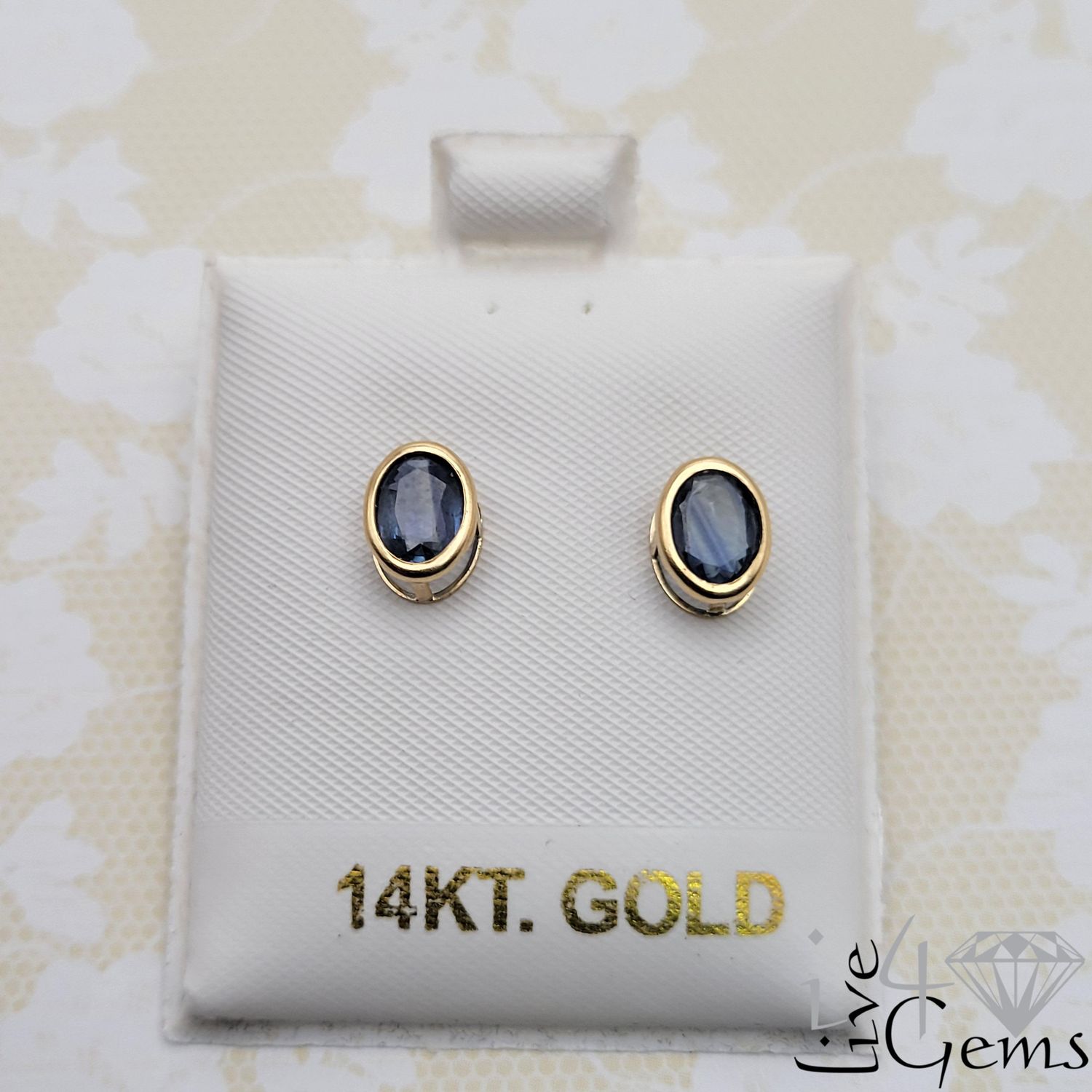 14kty Sapphire Bezel Oval Stud 7x5mm