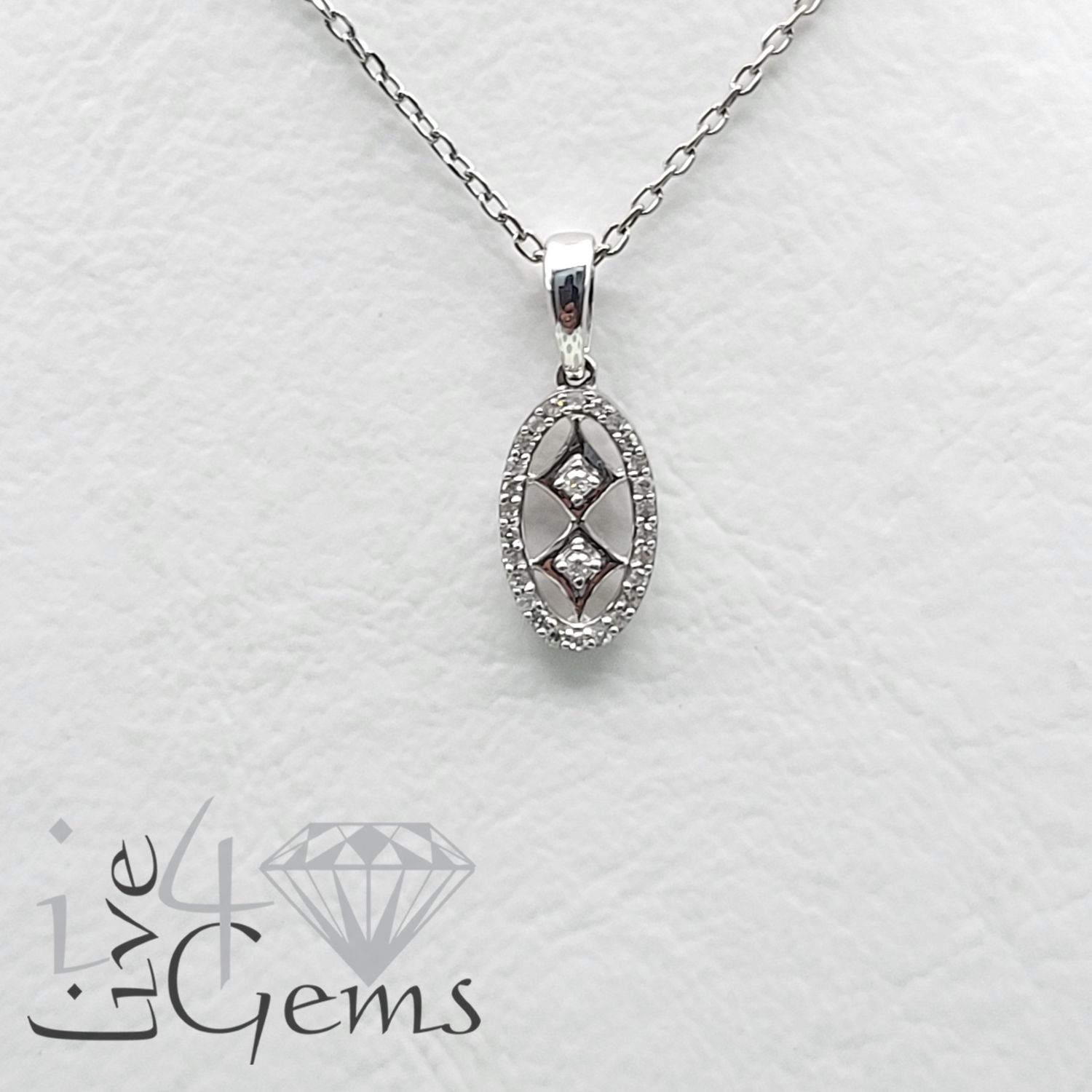10 kt 1/12 CTW Diamond Gift Pendant