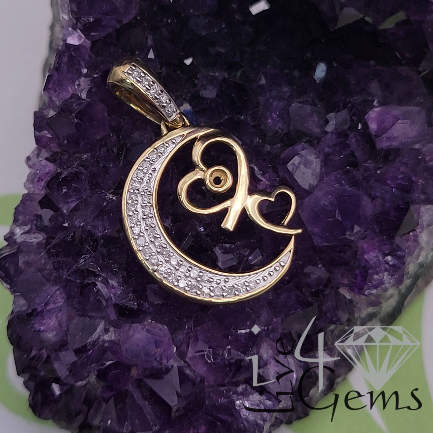1/10ctw Dia Moon Crescent and Heart 10kty Pendant