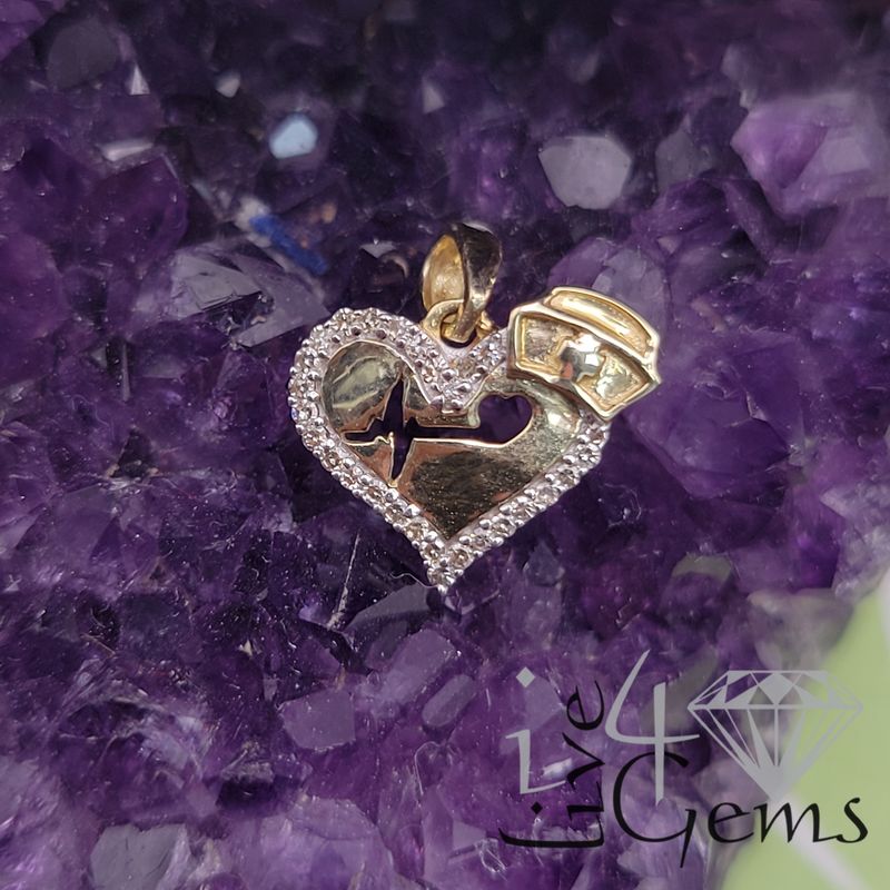 10kt 1/10ctw Dia Nurse Heart Pendant