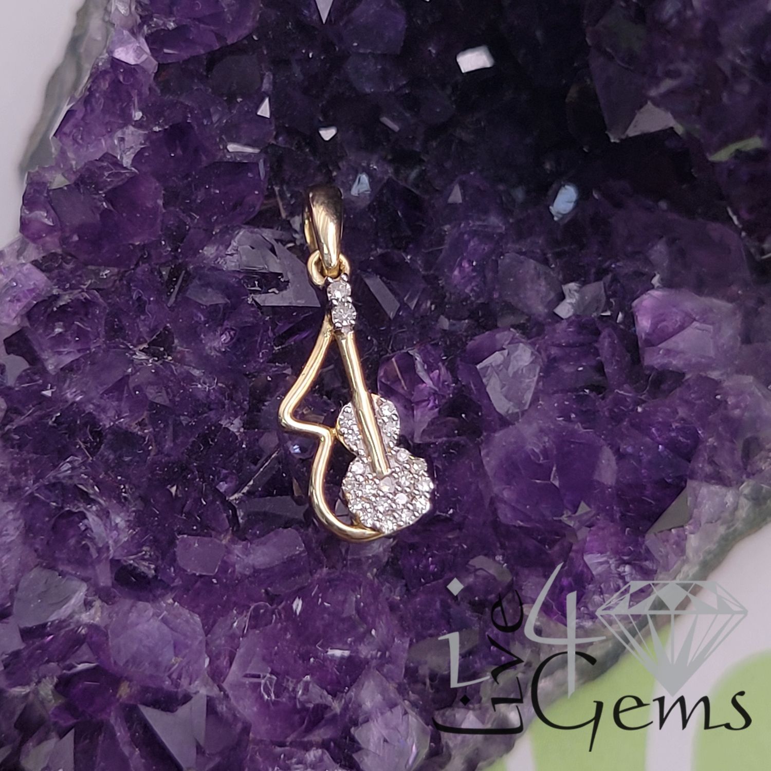 1/12ctw Diamond Violin Pendant