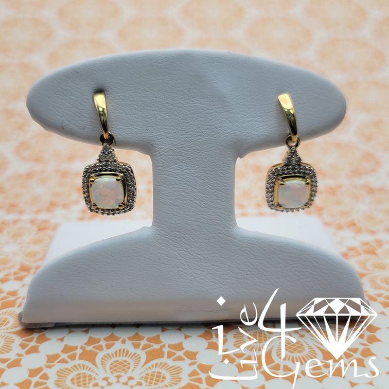10kty .20ctw Opal Cushion Earring