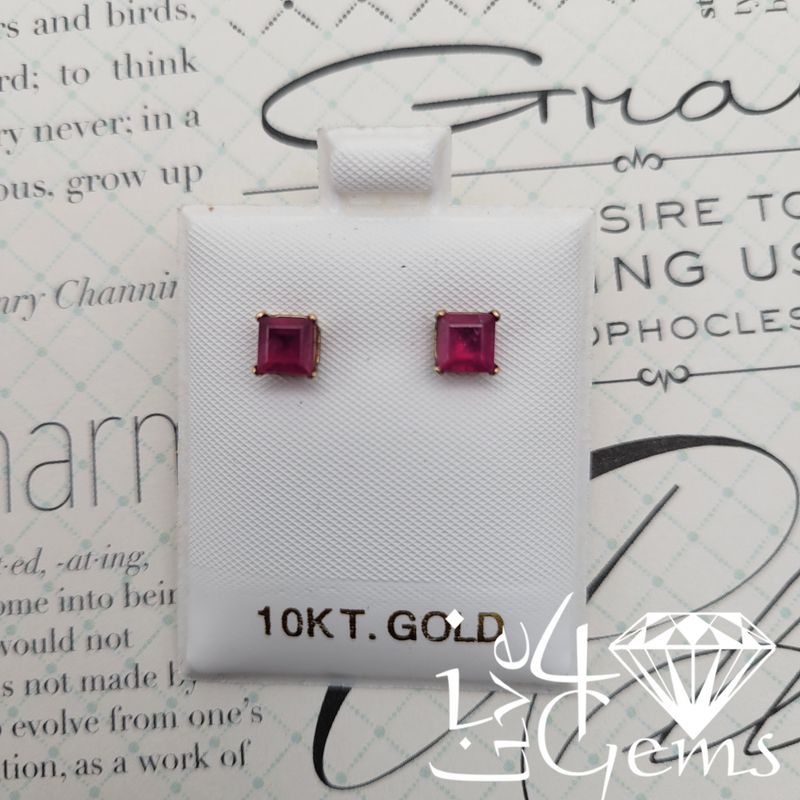 10kt Ruby 5x5mm1.8ct Square Stud