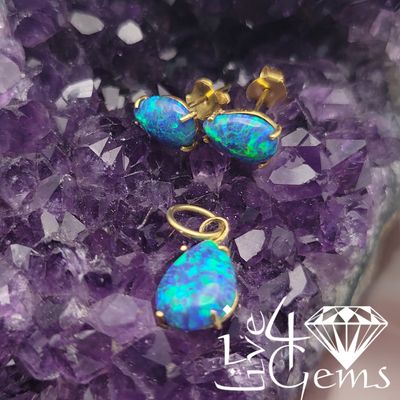 Gemstone Gold 10kt Earring and Pendant Set