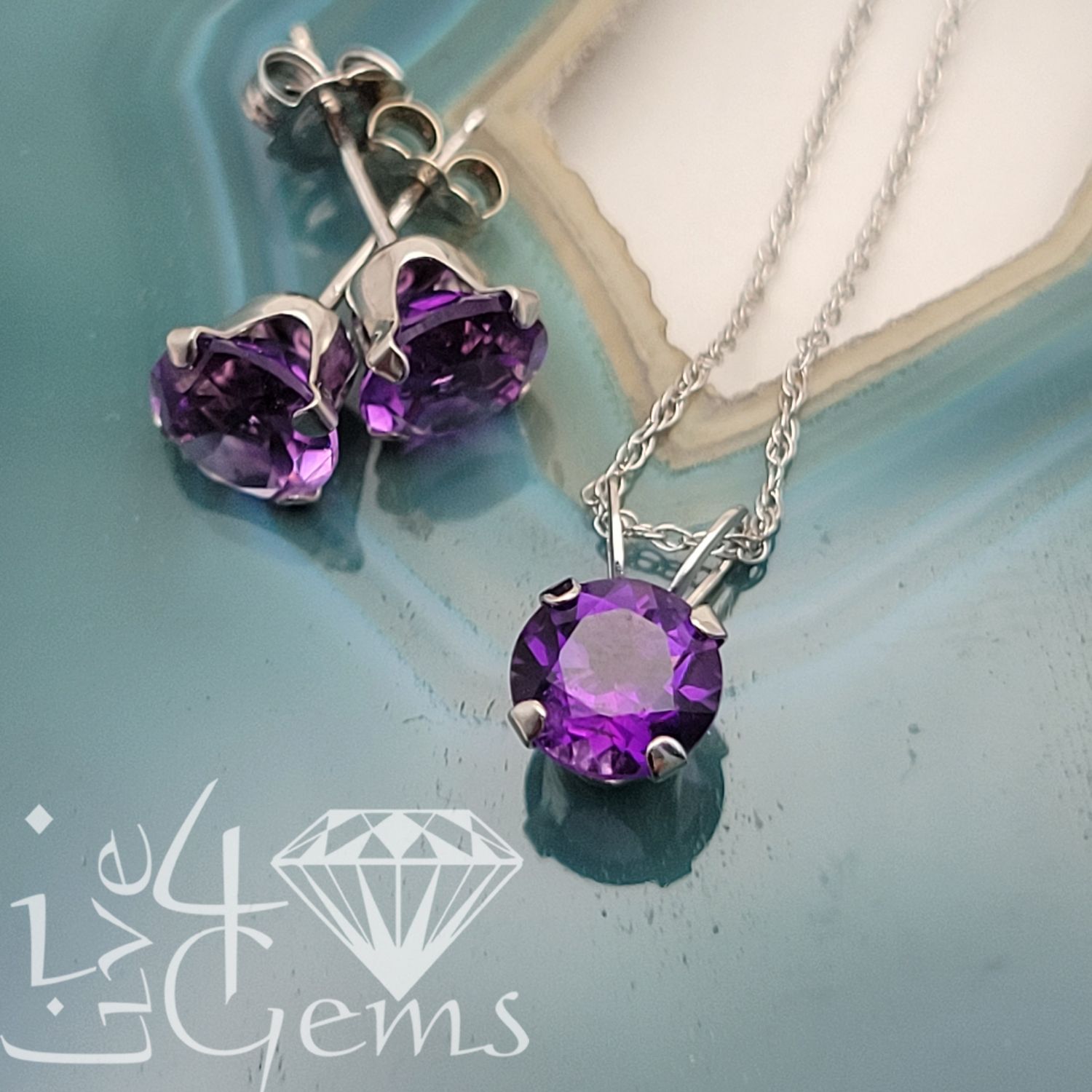 10ktw Amethyst Pendant, Chain and Stud Set