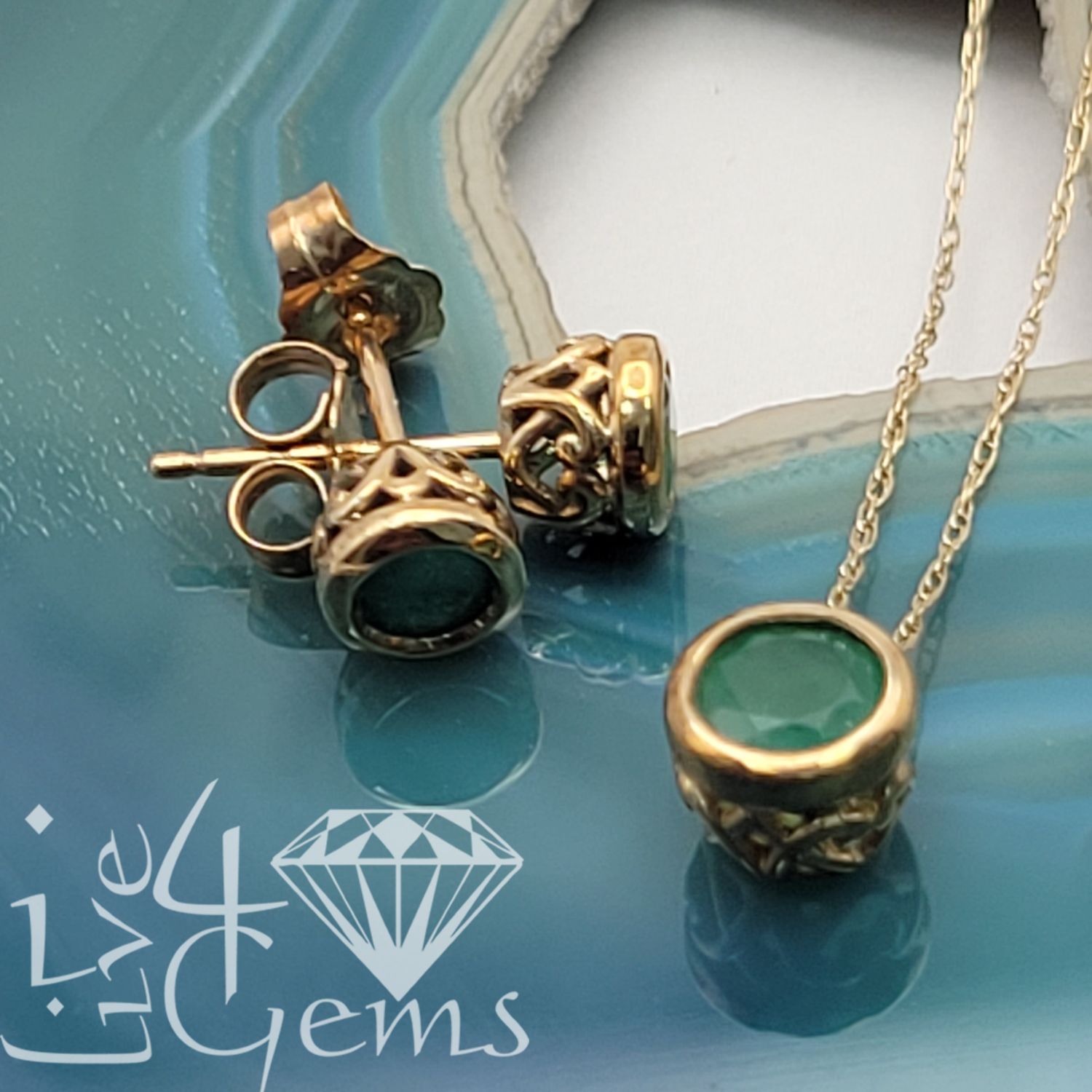 10kty 4mm Rd Emerald Earring/ Pendant Chain Set