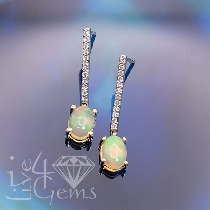 10kty 0.15ctw Dia  Opal Hanging Earring