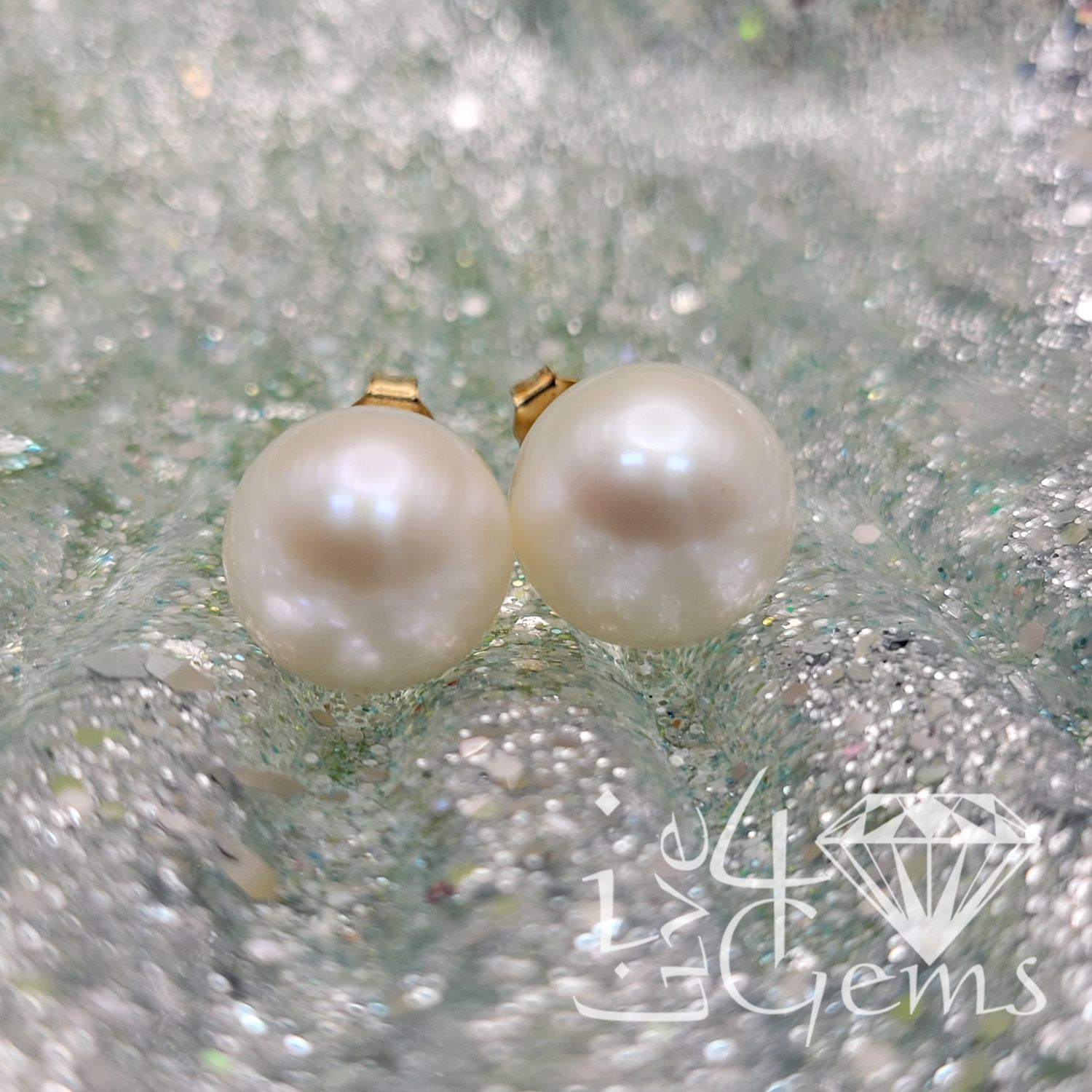 10kty White Freshwater Pearl Stud 10-11mm