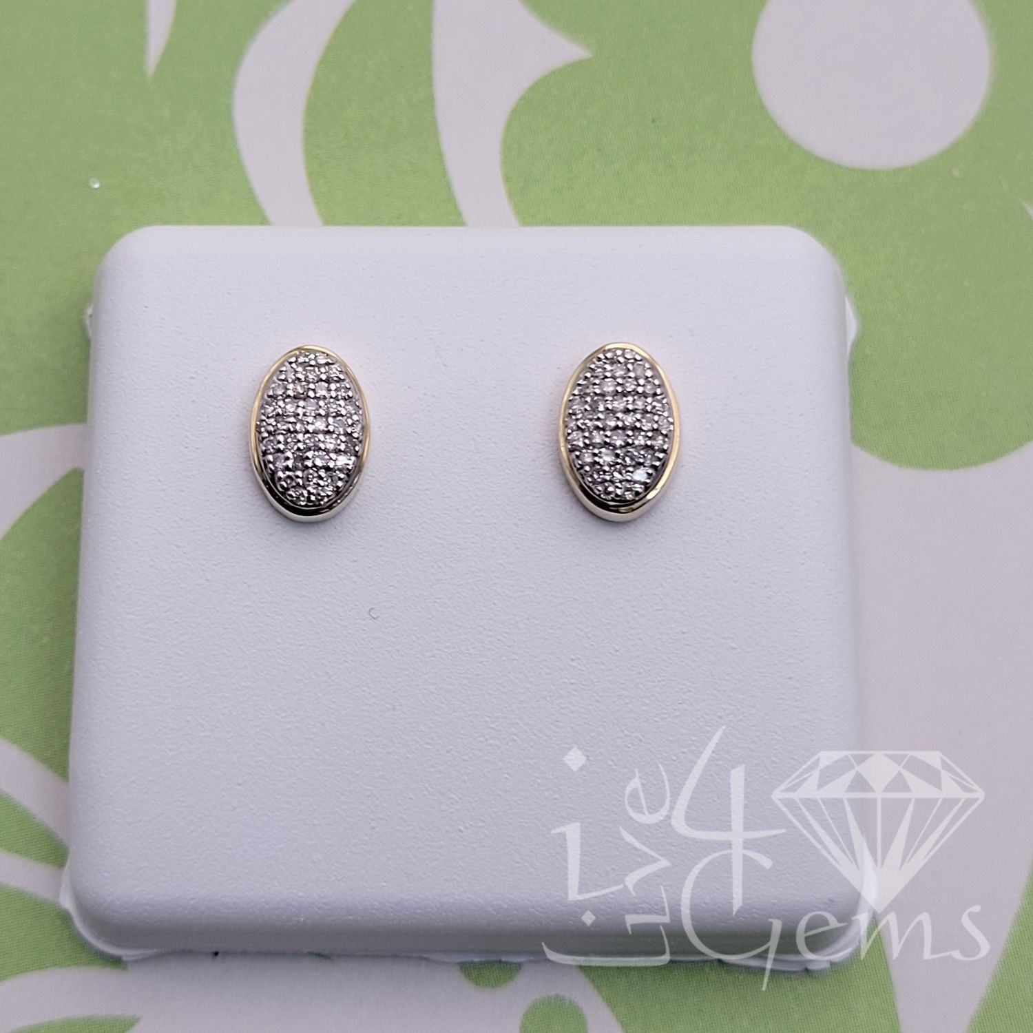10kty 1/5ctw Dia Oval Stud Earring