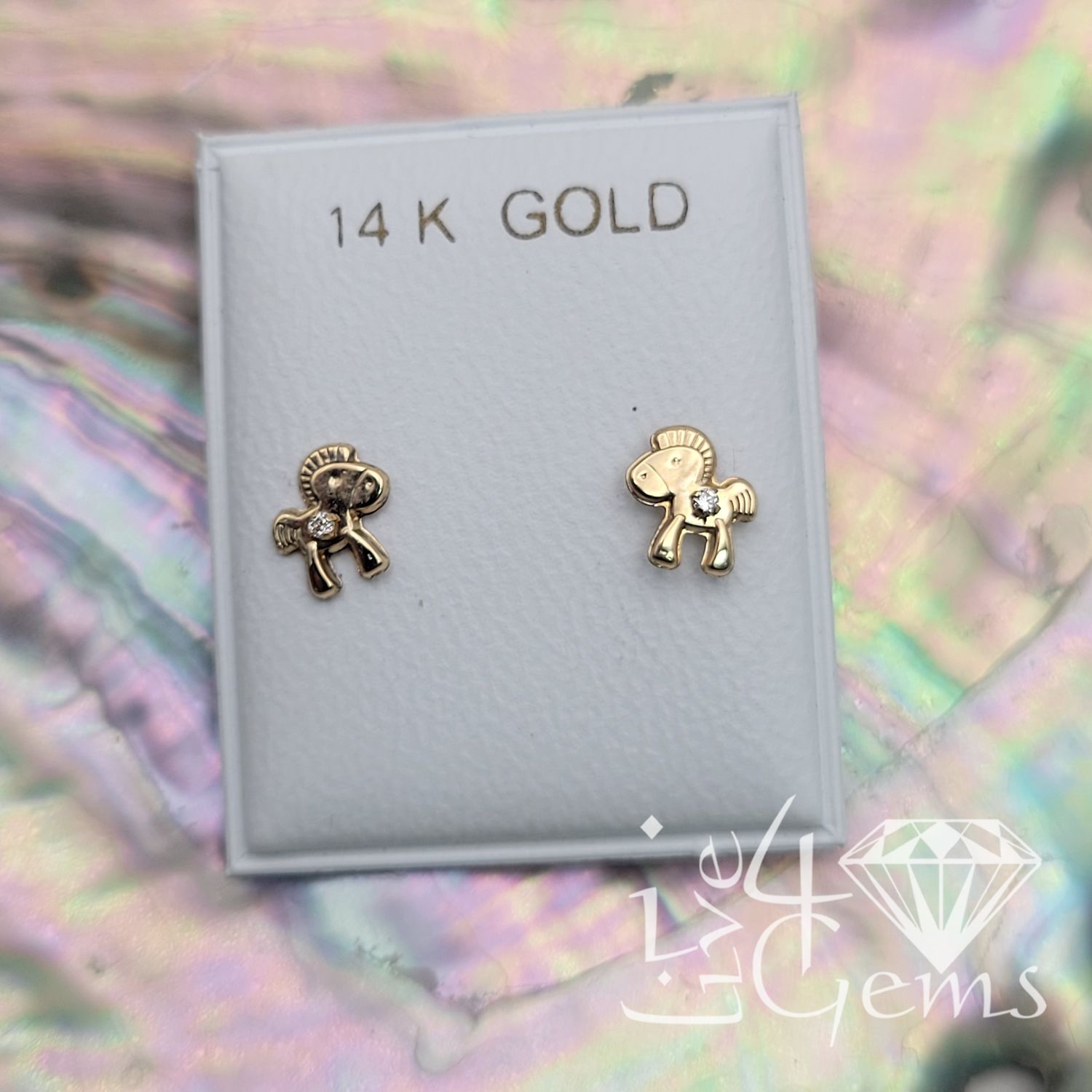 14kt Pony Stud