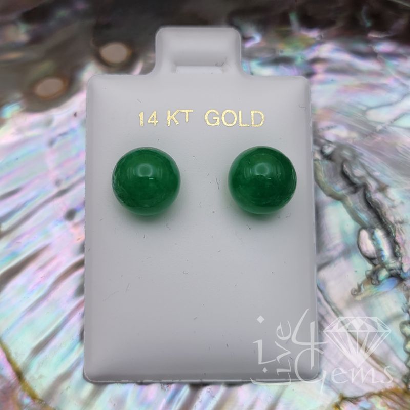 14kt 8mm Jade Stud