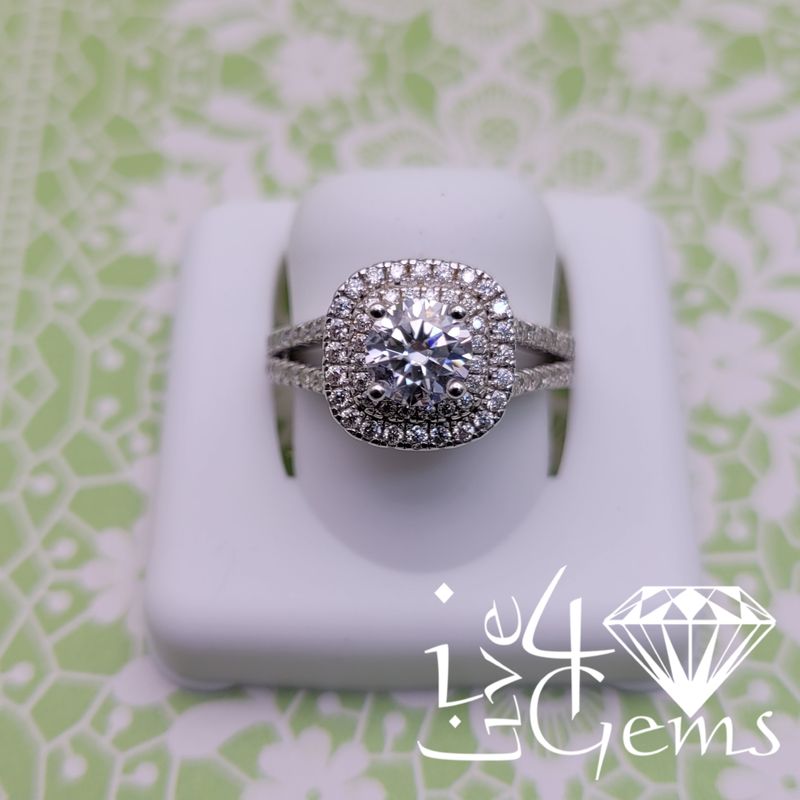 Silver Moissanite 1.5ctw Round Cut