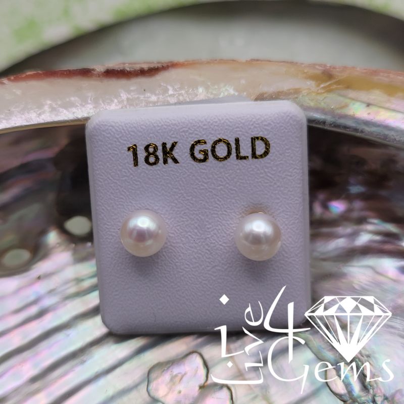 18kt 4mm Pearl Stud
