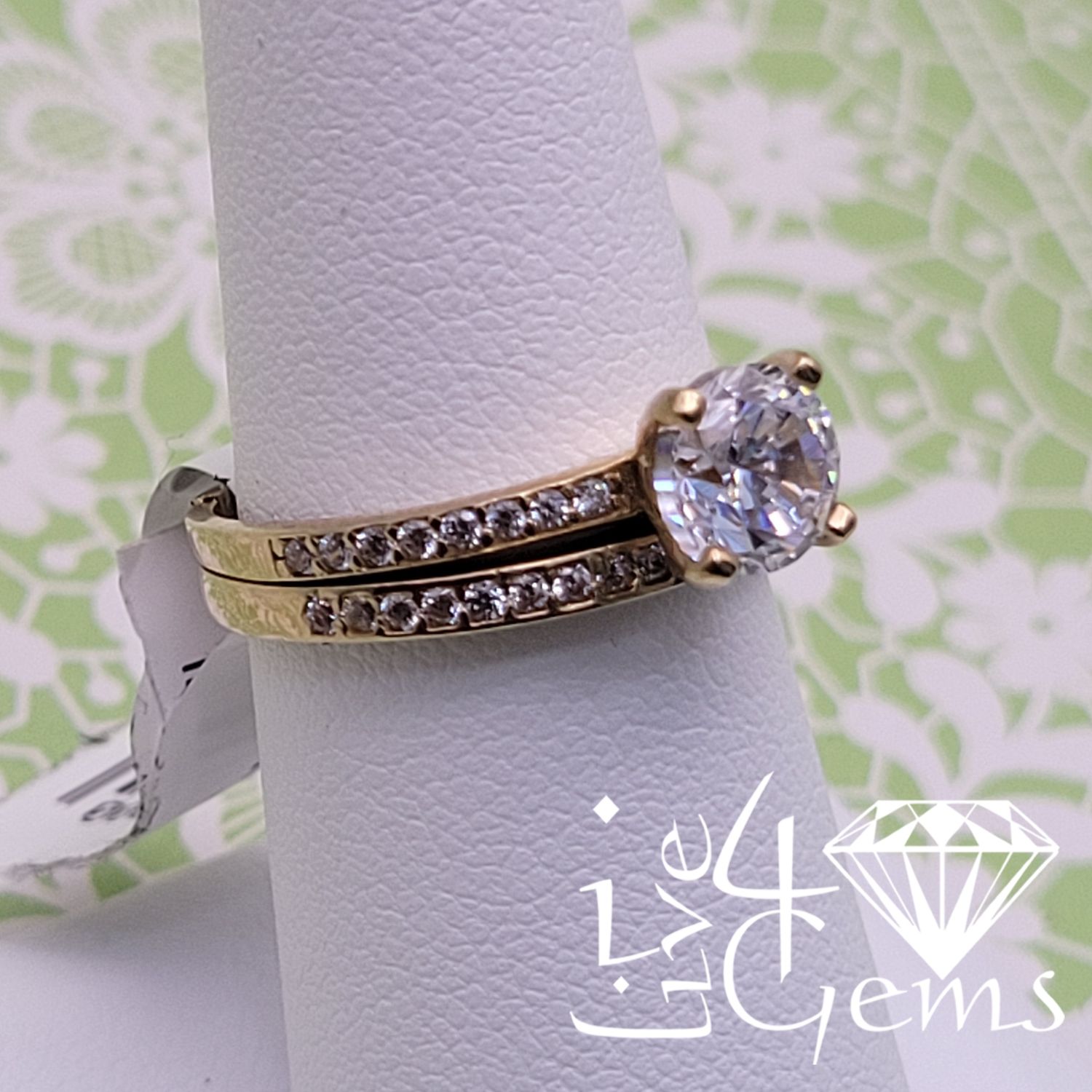 10kty Round Cut 4 Prong Bridal Set