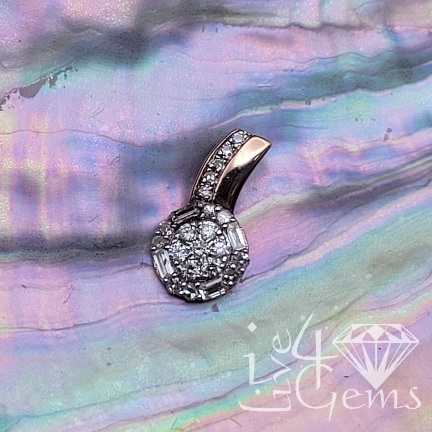 10ktr Rose gold Round Baguette Pendant