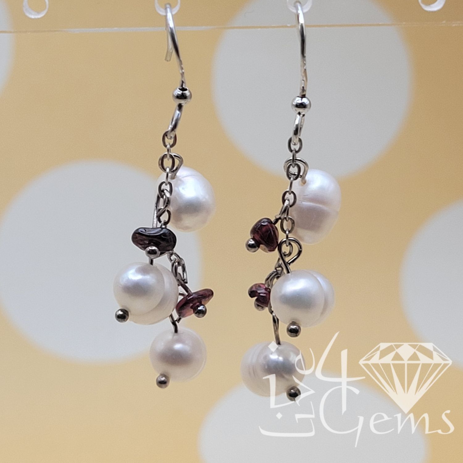 Silver Pearl w Garnet Hanging Earring