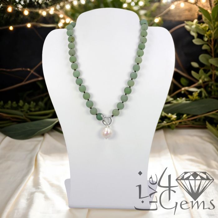 17&quot; Green Aventurine and Freshwater Pearl Pendant Necklace