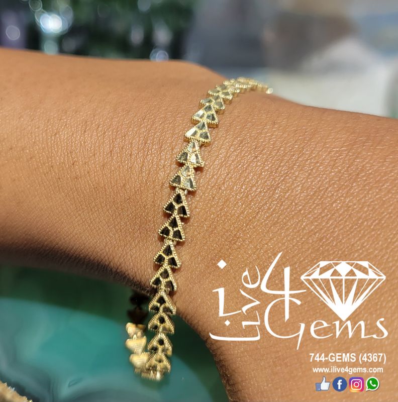 10kt Triangle Pattern Bracelet