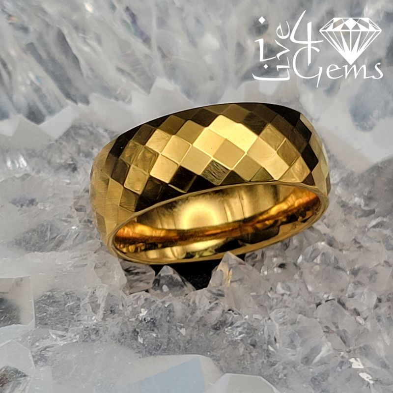 Tungsten Carbide 8mm Diamond Cut Gold Band