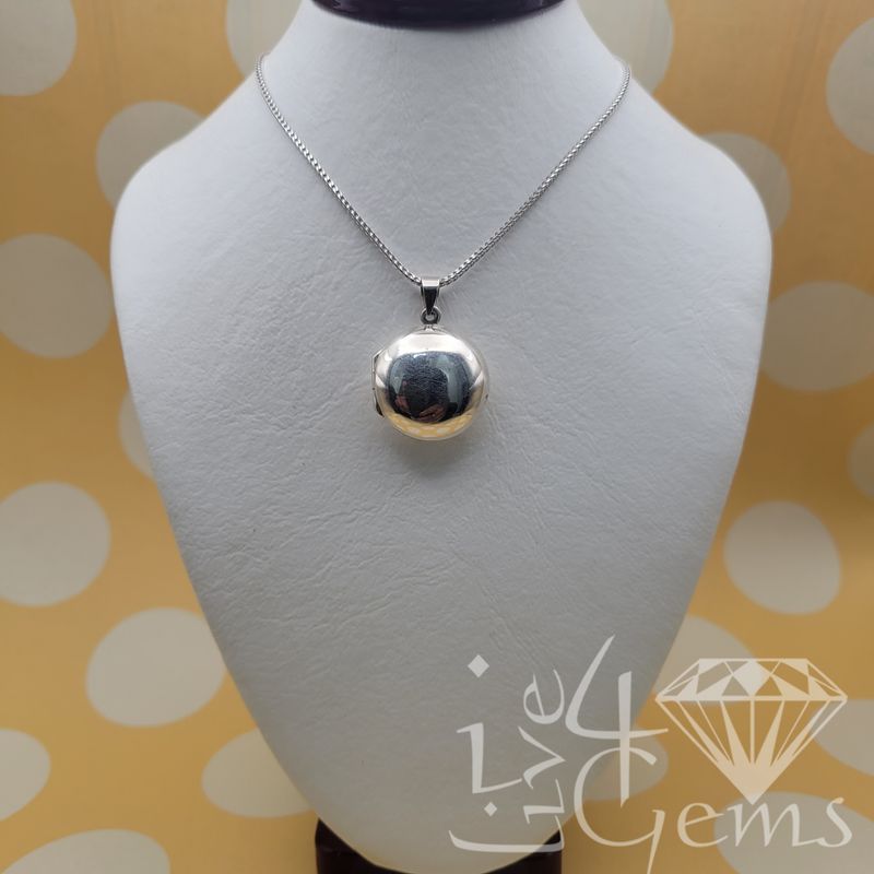 Silver Plain Round Locket w Chain