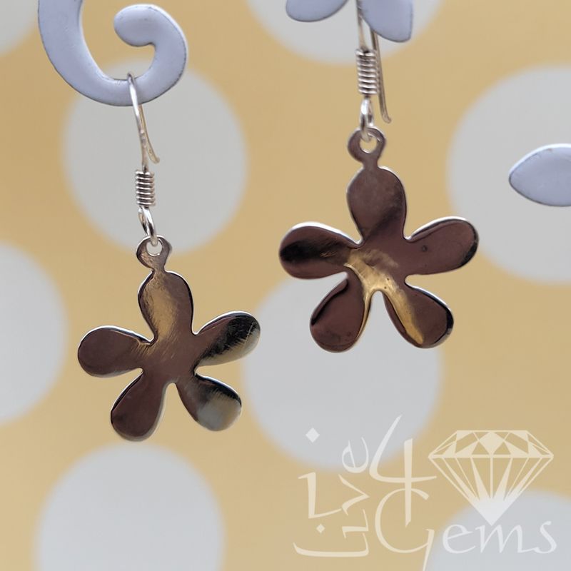Silver Daisy Hanging Earring