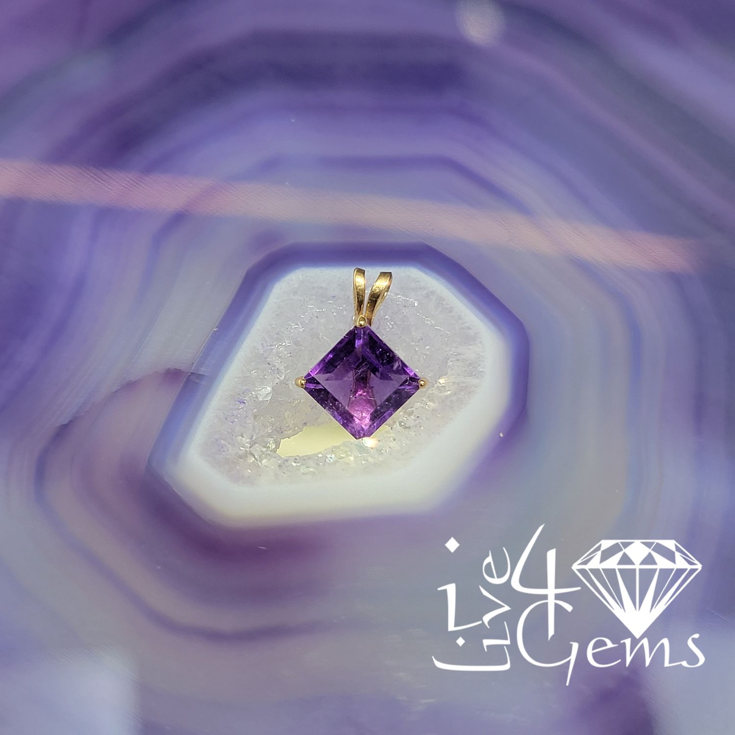 10kt Amethyst 6X6mm 1.03ct Pendant