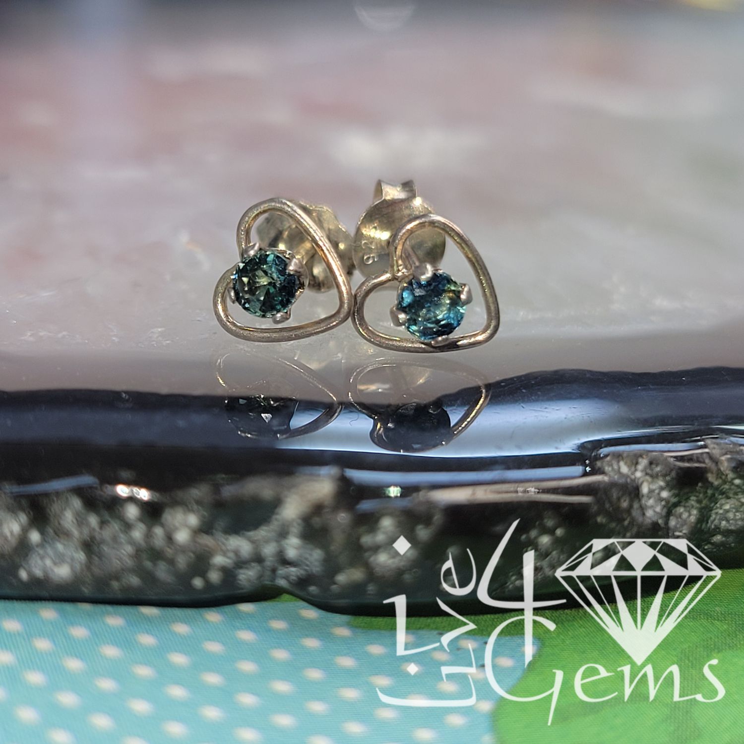 Silver 3mm Sapphire Heart Stud