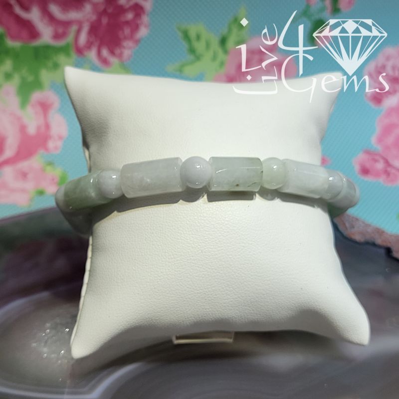 Barrel Jade w Bead Bracelet