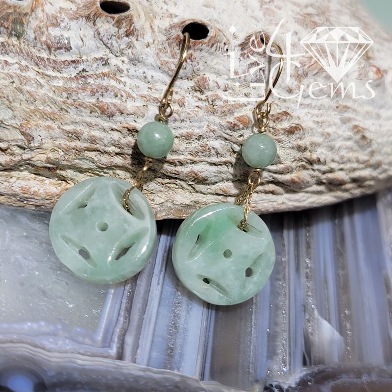 14kt Carved Jade Hanging Earring