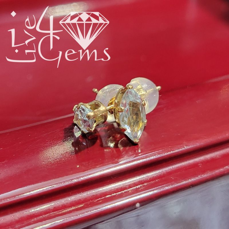 10kty Aquamarine 1ct Marquise Cut Stud