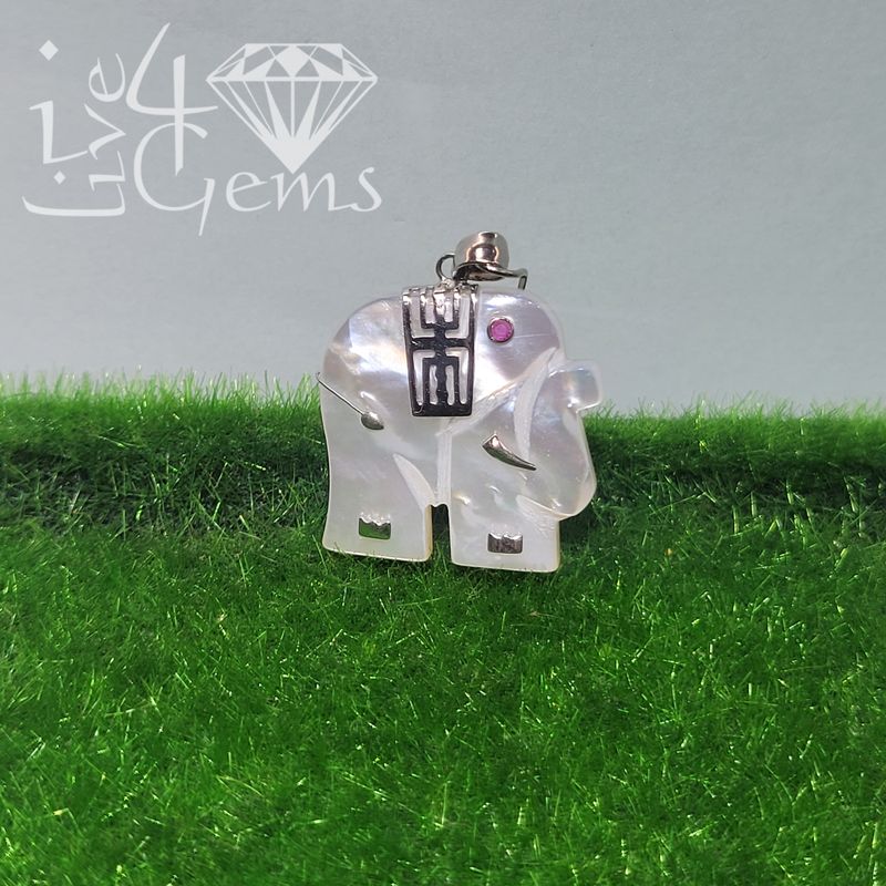 Silver Mother of Pearl Elephant Pendant/Chain