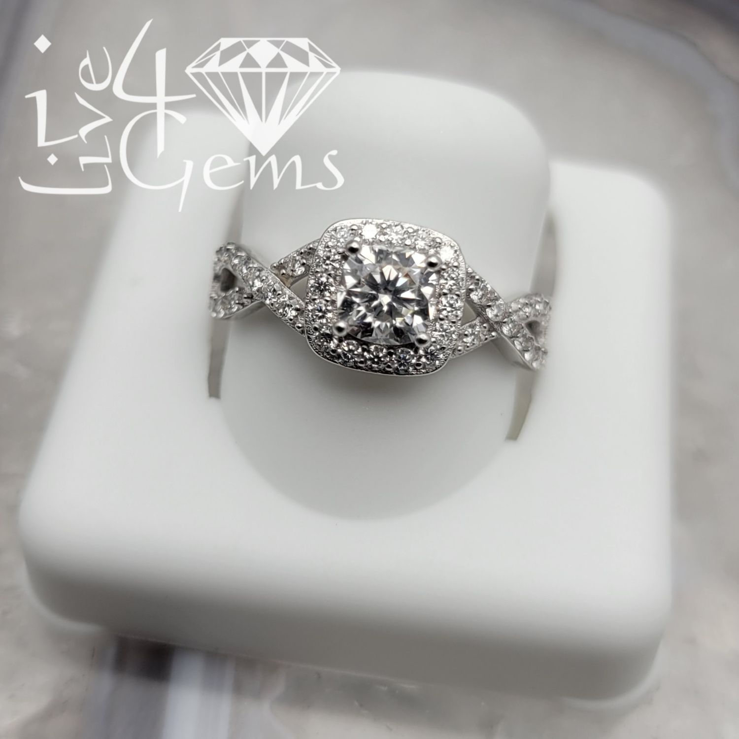 Silver Moissanite 1.25ctw Cushion Cut Twisted Band S7