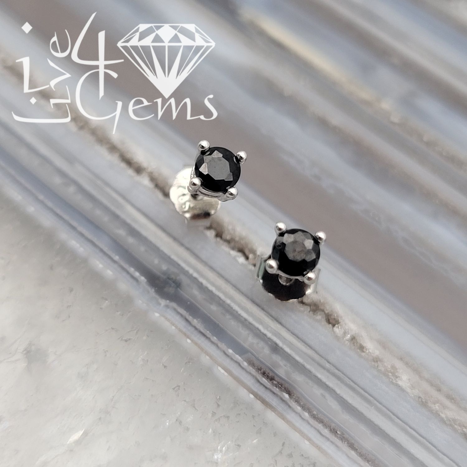 Silver Black Round Cubic Zirconia Stud CZ 4mm