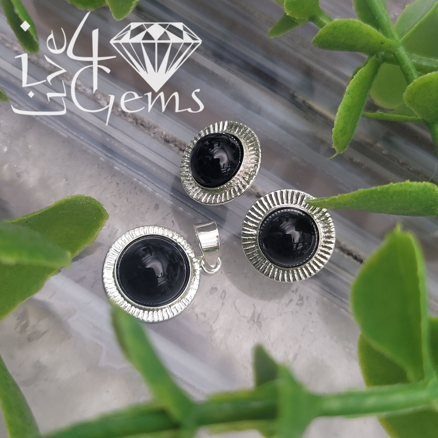 Silver Onyx Round Pendant and Earring Set