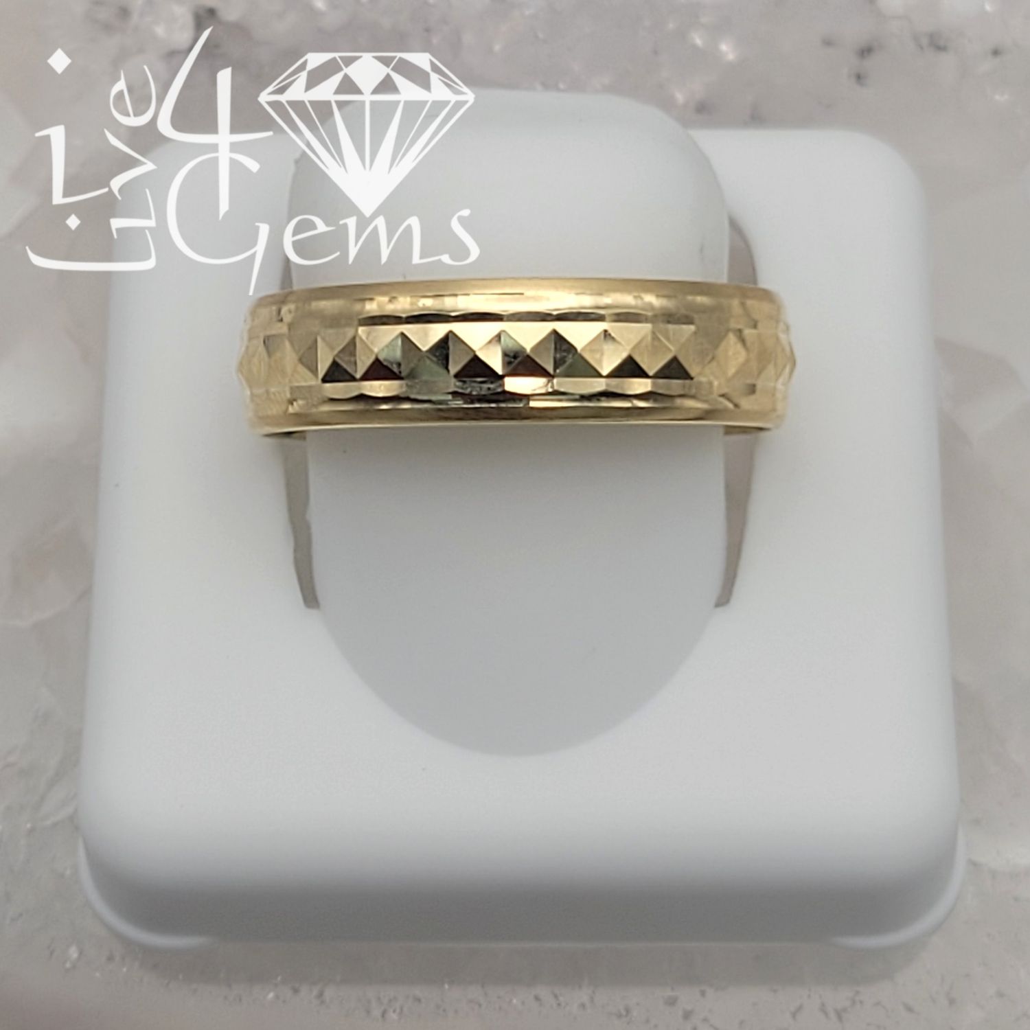 10kty Diamond Cut Pattern 6mm Comfort Fit Band S9
