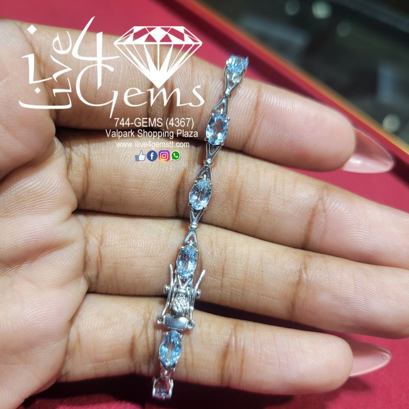 Silver Oval Blue Topaz Gemstone Bracelet