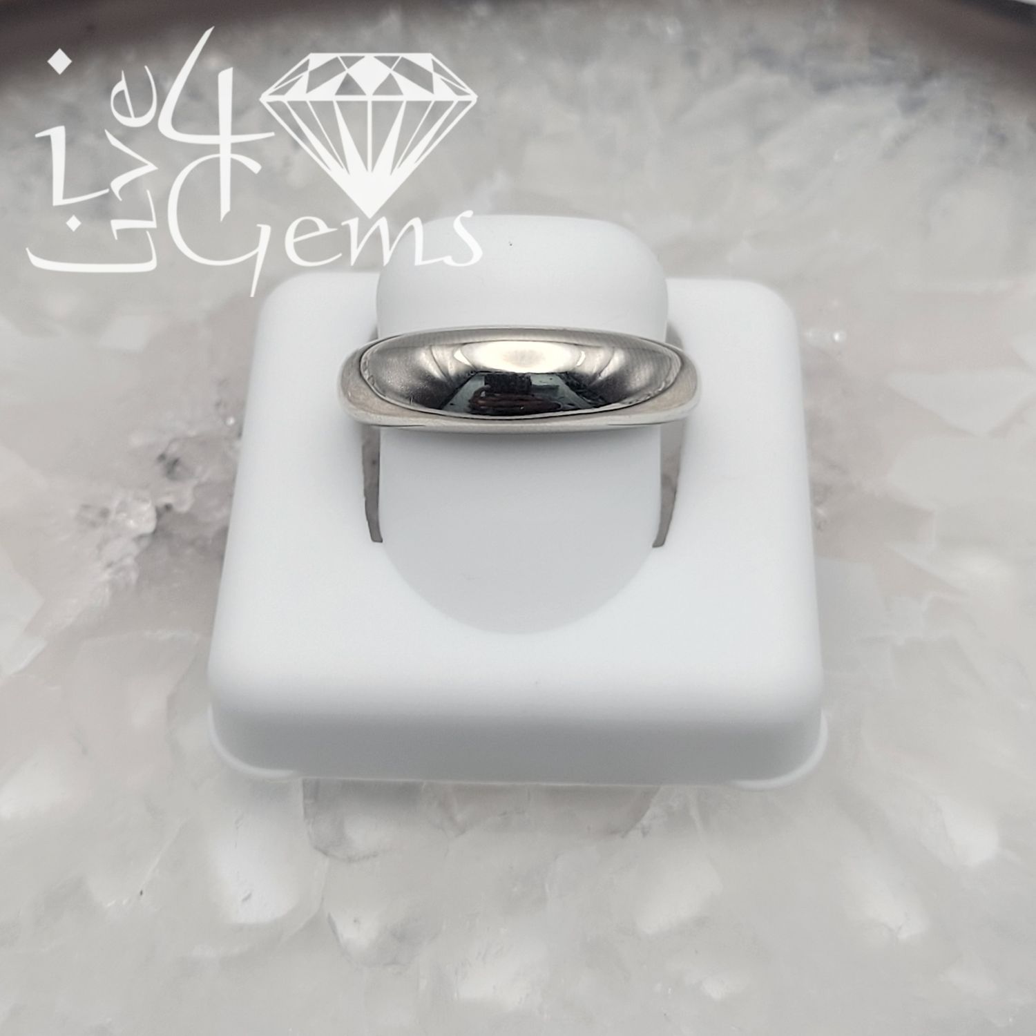 Silver Crescent Ring S8