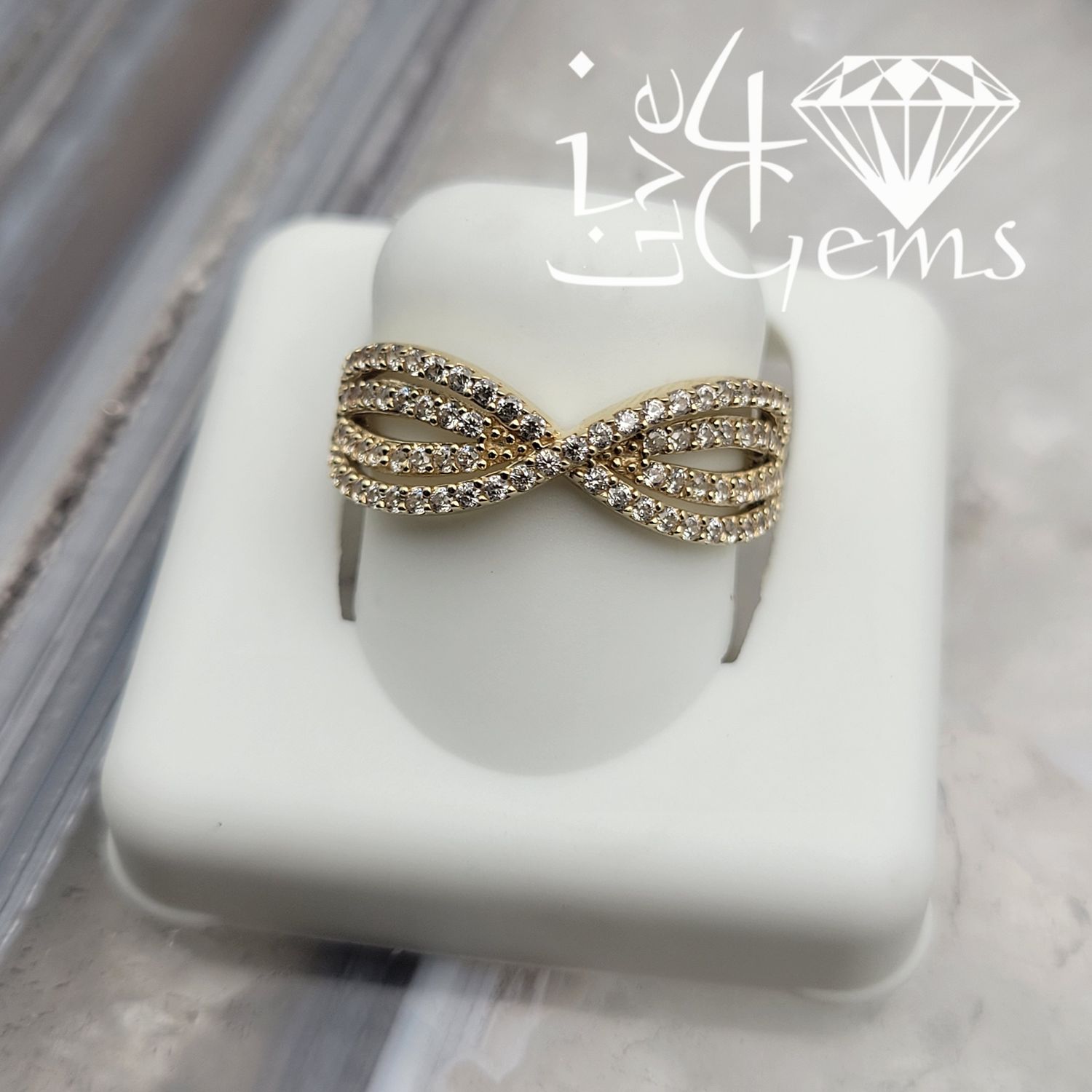 10kty Double Infinity Pattern CZ Ring