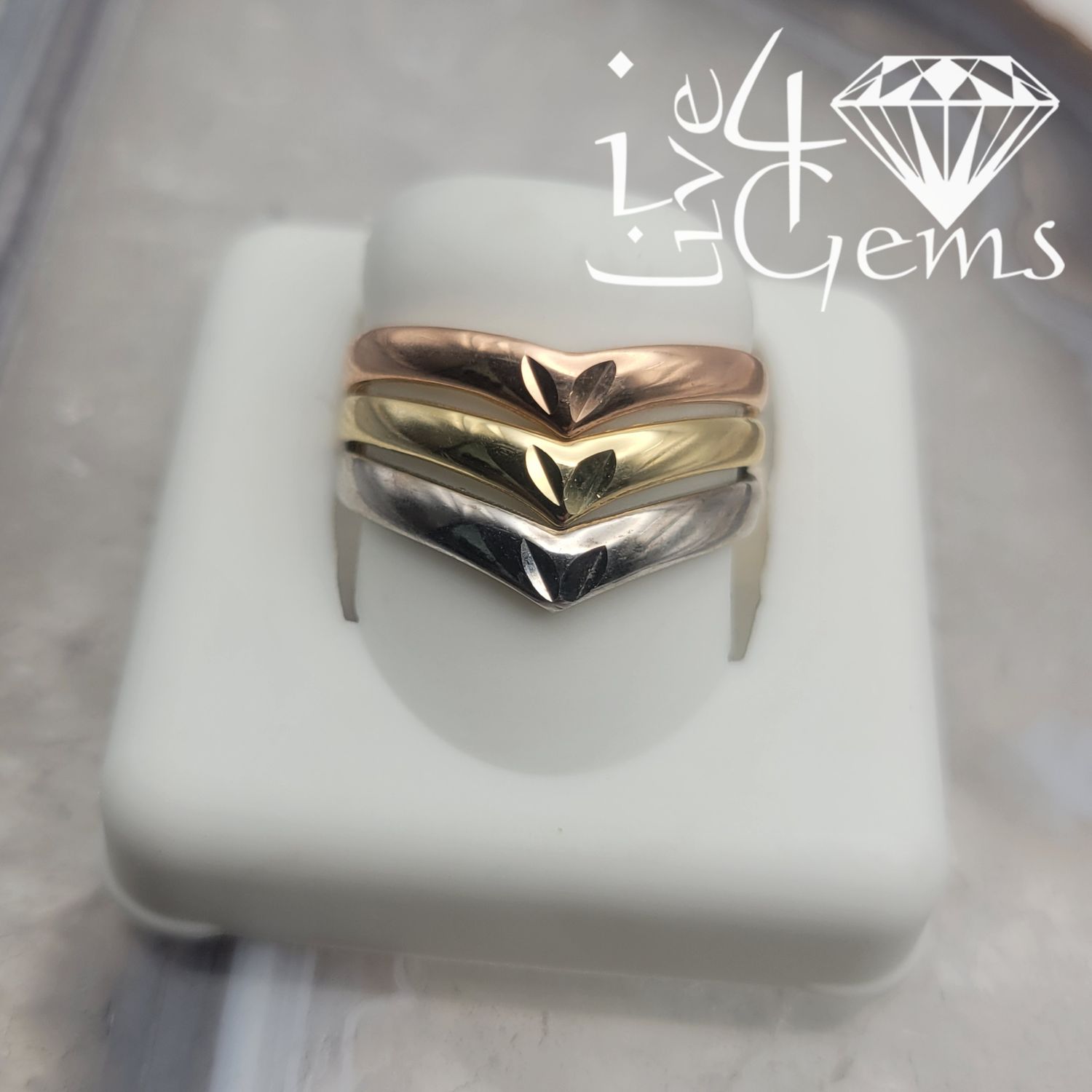 10kt Tricolour Gold Triple Ring