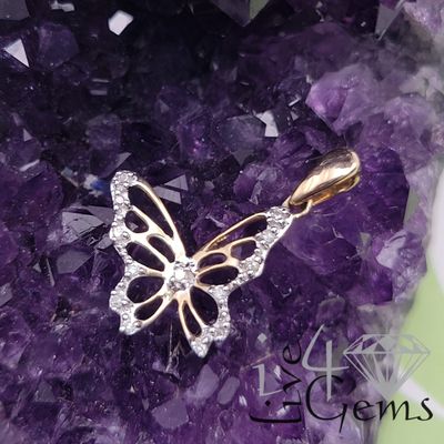 April Birthstone : Diamond and Cz