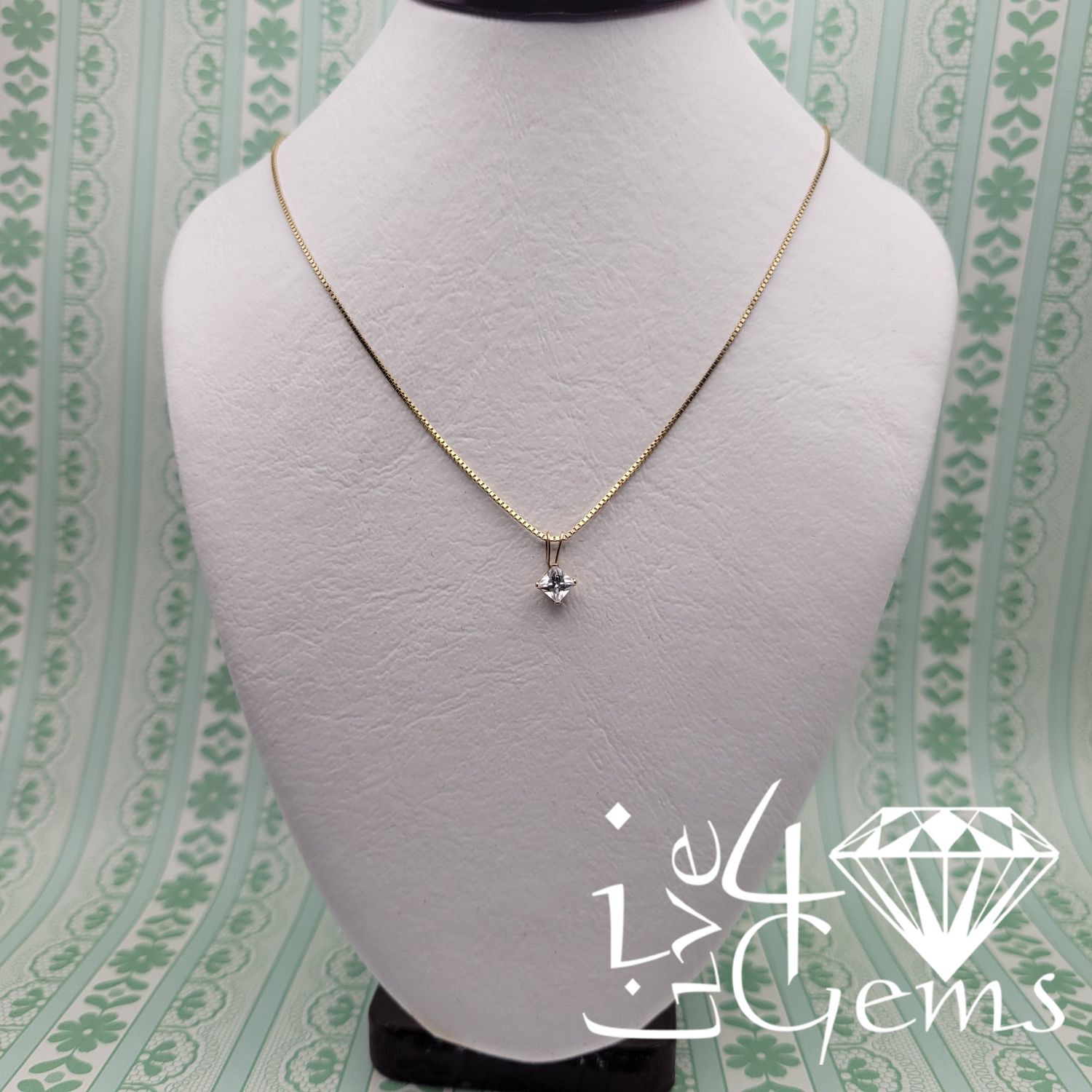 10kt Gold Cz Pendant with Chain